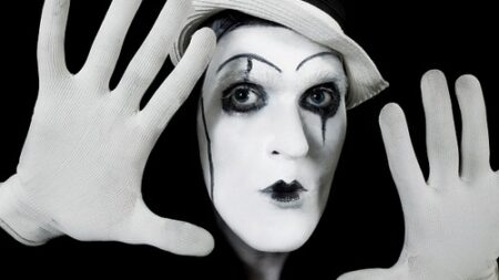 استانیسلاوسکی کیست؟