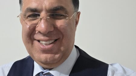 100 کتاب برتر برای مدیران برتر نوشته دکترمازیارمیر