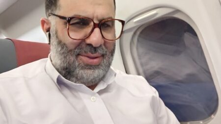 سایه هایی برای خودبزرگ‌بینی