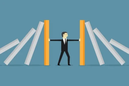 خلاصه کتاب «سنجش خرد ناب» اثر ایمانوئل کانت