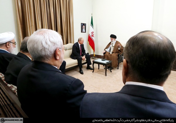 تحلیل علمی و انسانی یک دیدار تاریخی از منظر ارتباطات غیرکلامی
