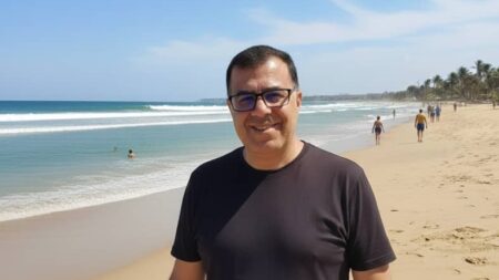 خلاصه کتاب خلق برند داستانی